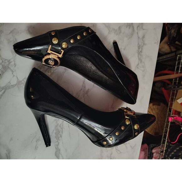 CHASE AND CHLOE MEDUSA HEELS 8.5 - Picture 4 of 4